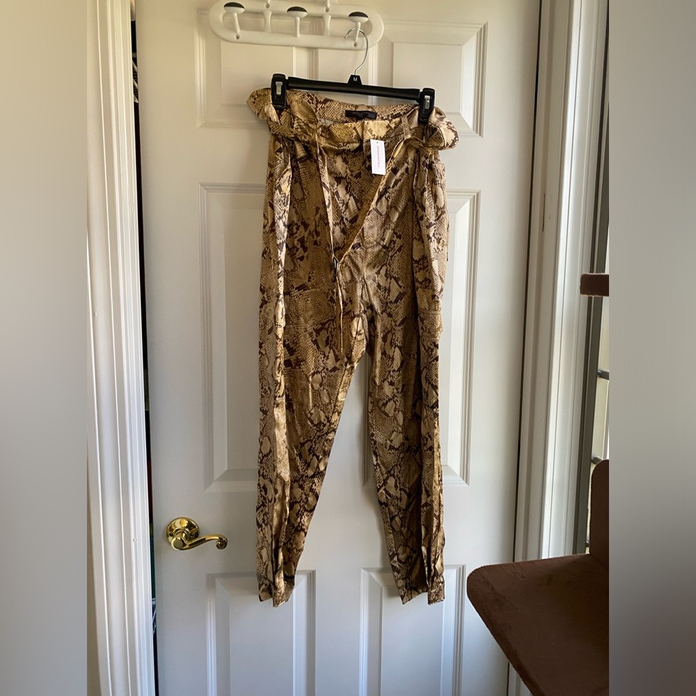 Banana Republic 100% silk snake skin pants size 16 NWT